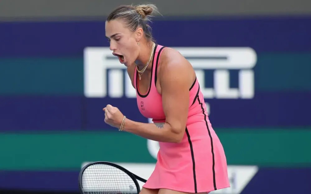 Aryna Sabalenka trionfa a Miami, Gauff sconfitta 2-1 in finale