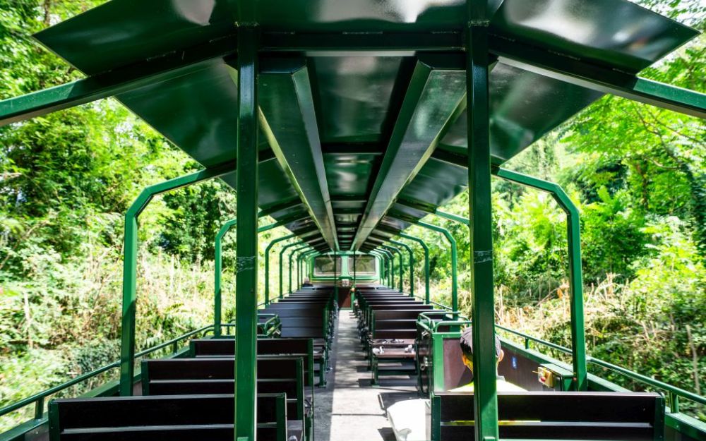 Fondazione FS, debuttano le nuove carrozze panoramiche per il turismo ferroviario
