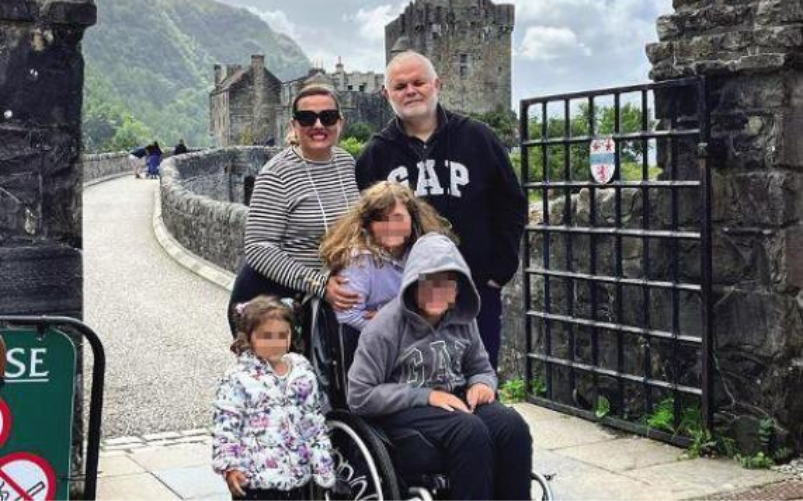 Lufthansa lascia a terra famiglia con disabile