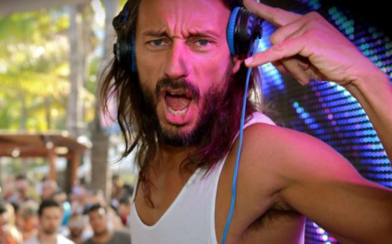 "Forza Napoli" Bob Sinclar