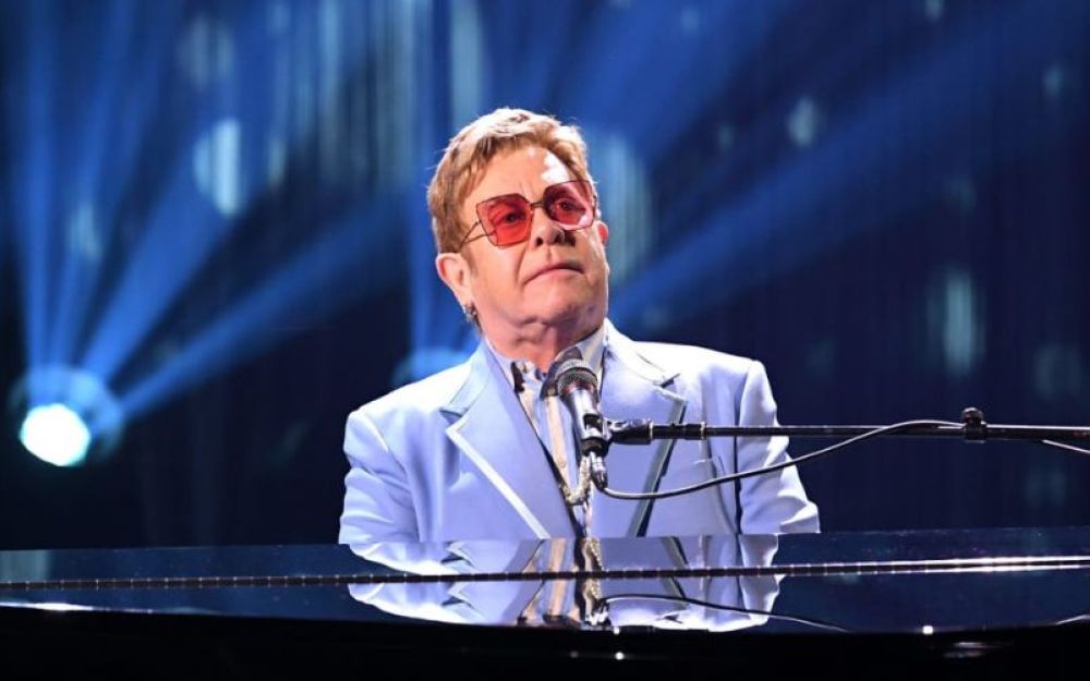 Elton John vista