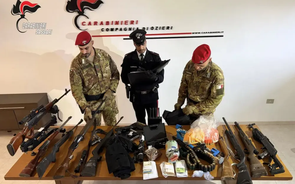 Arsenale e esplosivi in casa a Oschiri, un arresto