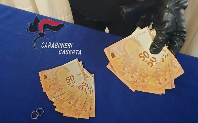 Caserta: 85enne smaschera finto corriere