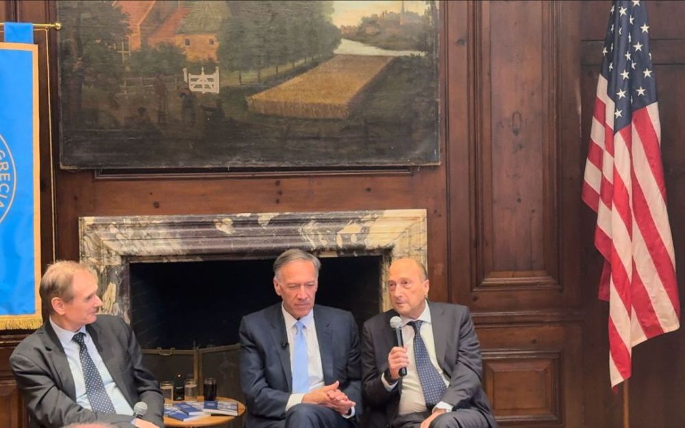 Fondazione Magna Grecia, consegnato a New York a Mike Pompeo il premio John Marchi