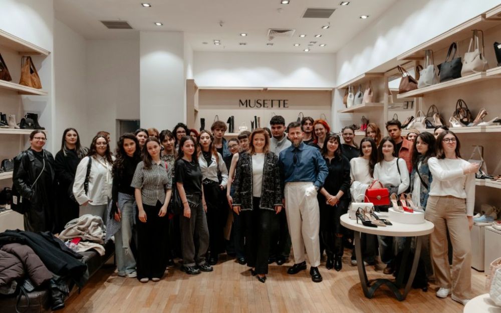 Dalle passerelle alle competenze, la nuova sfida della moda in Romania