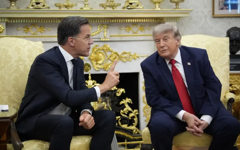Nato, Rutte elogia Trump “Leader mondo libero”, ma presidente Usa attacca l’Italia