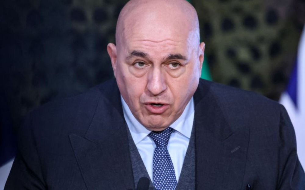 Iran, Crosetto “Attacco non condiviso e fuori del diritto internazionale”