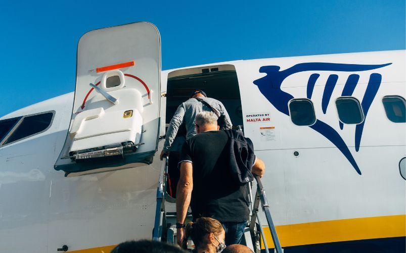 ryanair aumenta i prezzi
