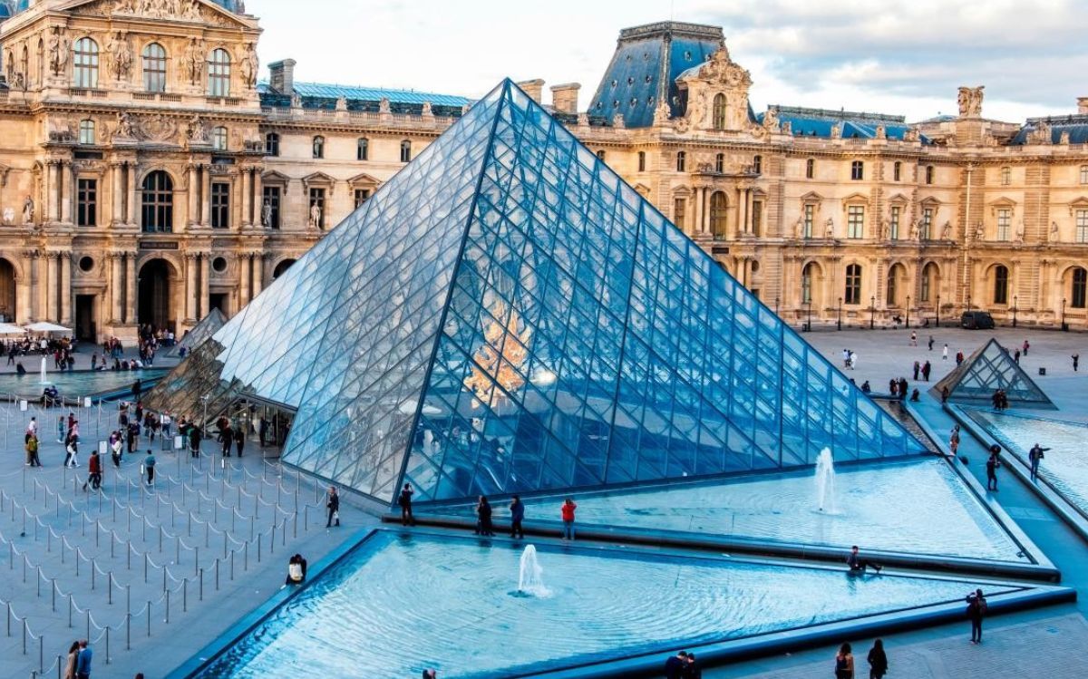 Louvre