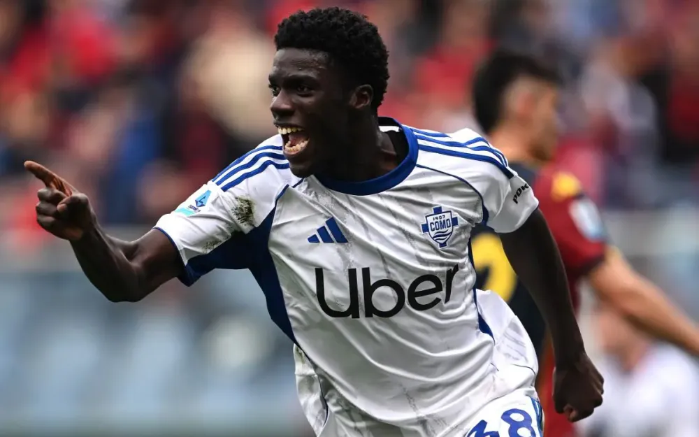 Douvikas e Diao: il Como piega il Genoa 2-0