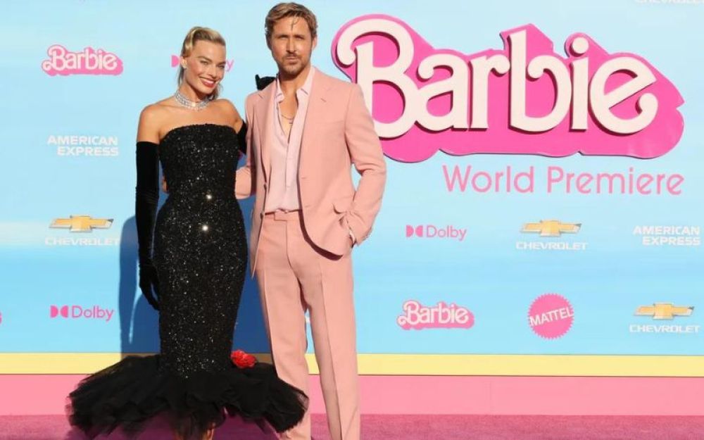 Milano è tutta rosa all'anteprima del film di Barbie - La Ragione