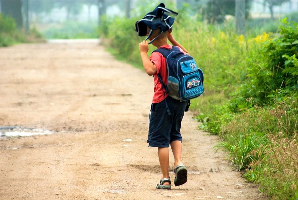 bimbi firenze indifferenza