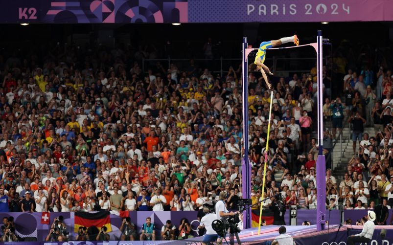 Duplantis record del mondo salto con l'asta Parigi 2024