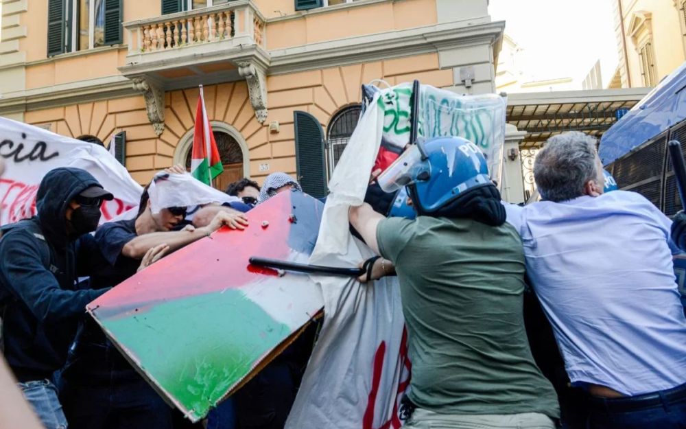 Italia