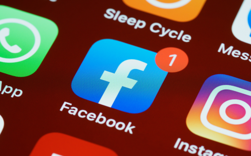 Facebook e Instagram a pagamento
