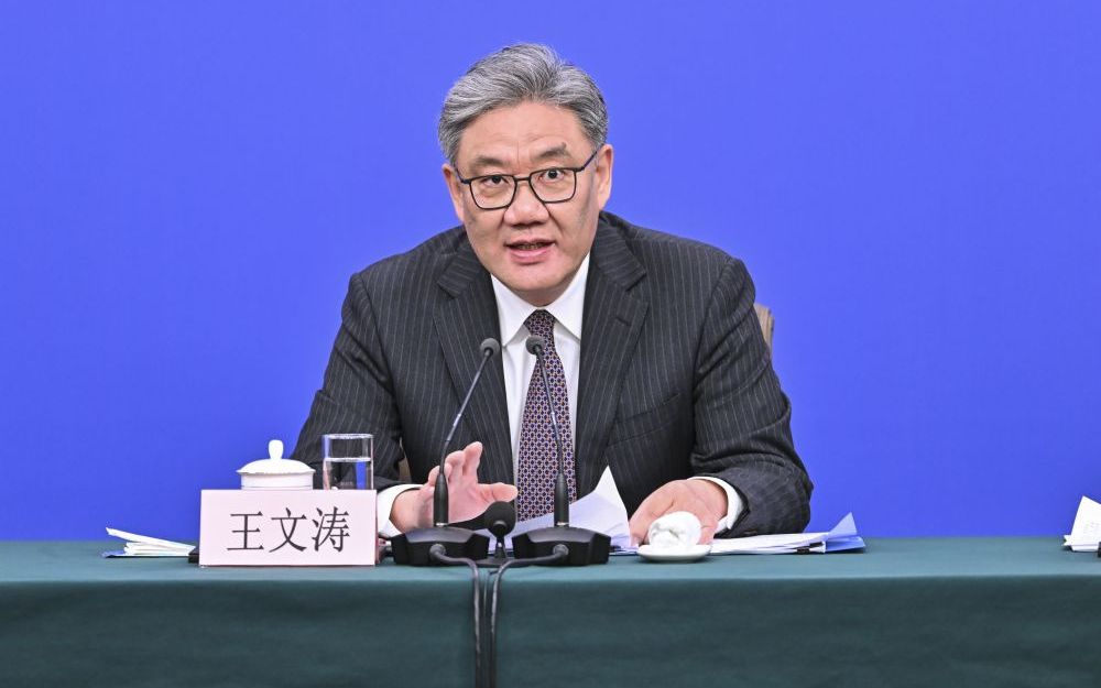 Ministro Commercio Cina, promuoveremo import servizi di consumo di alta qualità