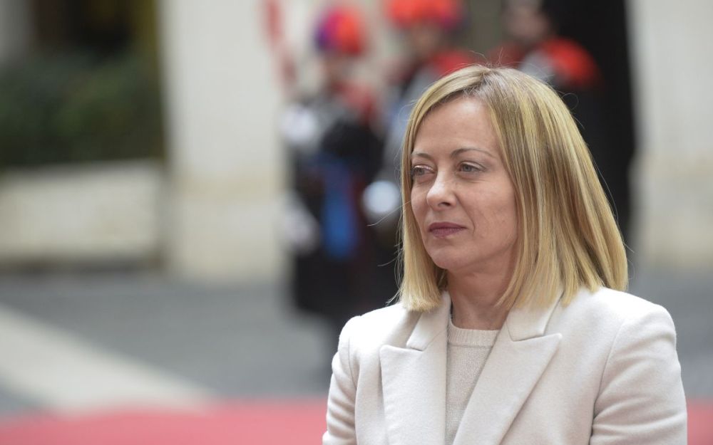Meloni “Non sono antiamericana oggi, non ero inginocchiata ieri”