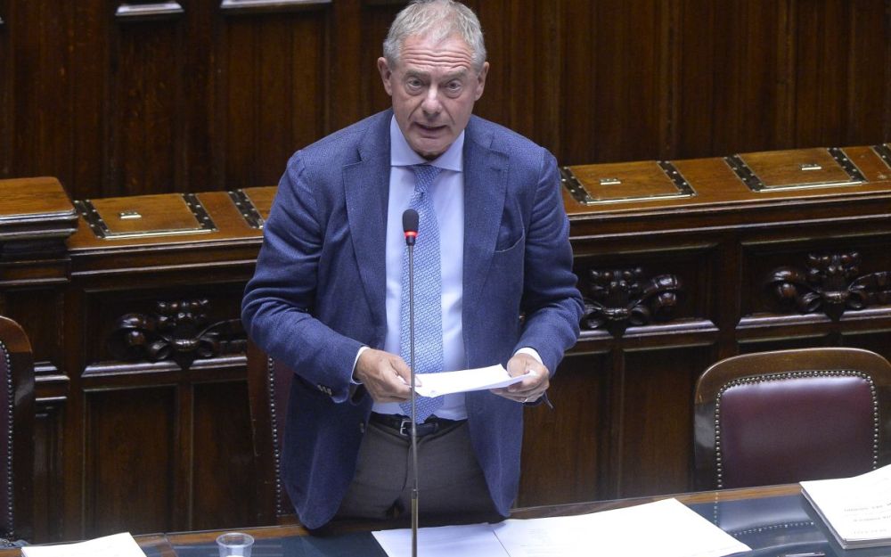 Dazi, Urso “Servono cautela e responsabilità”