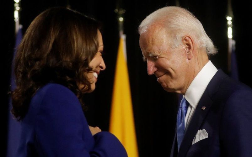 Harris e Biden convention dem