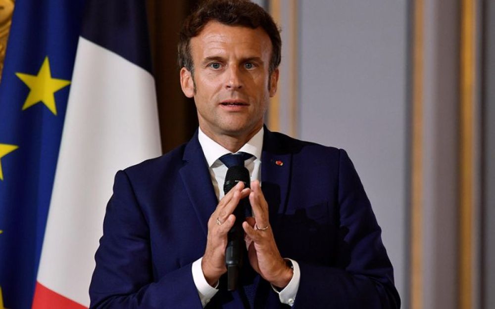 Macron scioglie Parlamento francese