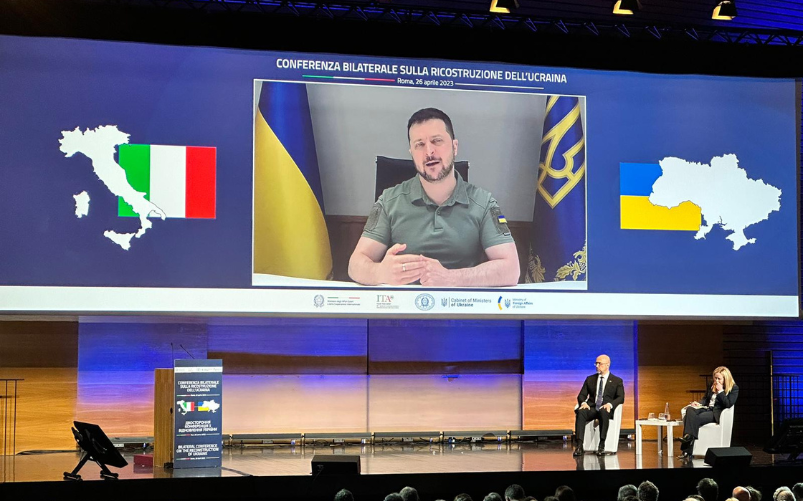 Zelensky conferenza Roma
