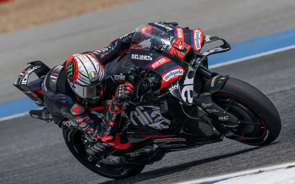 Bezzecchi domina la Practice del Gp di Thailandia, Bagnaia in ritardo