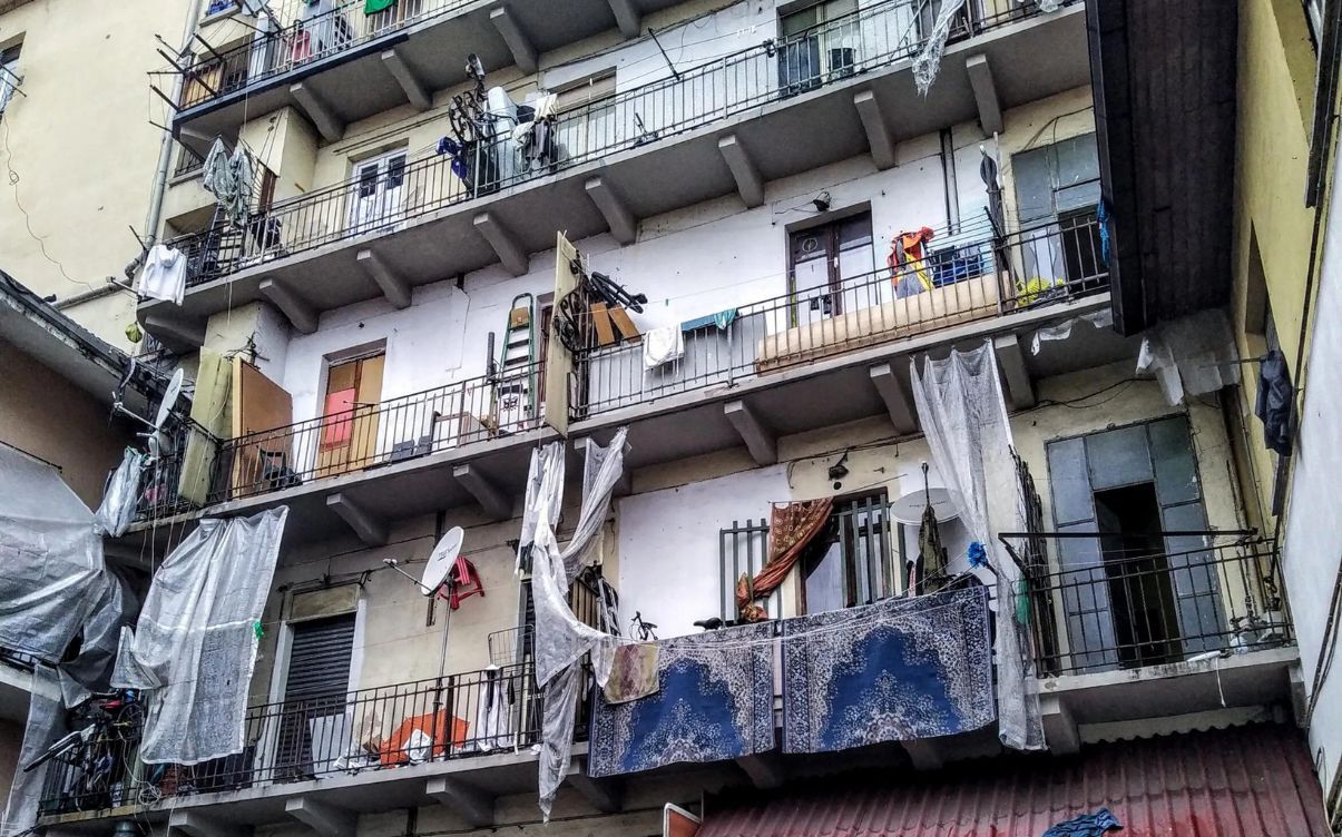 caporalato abitativo