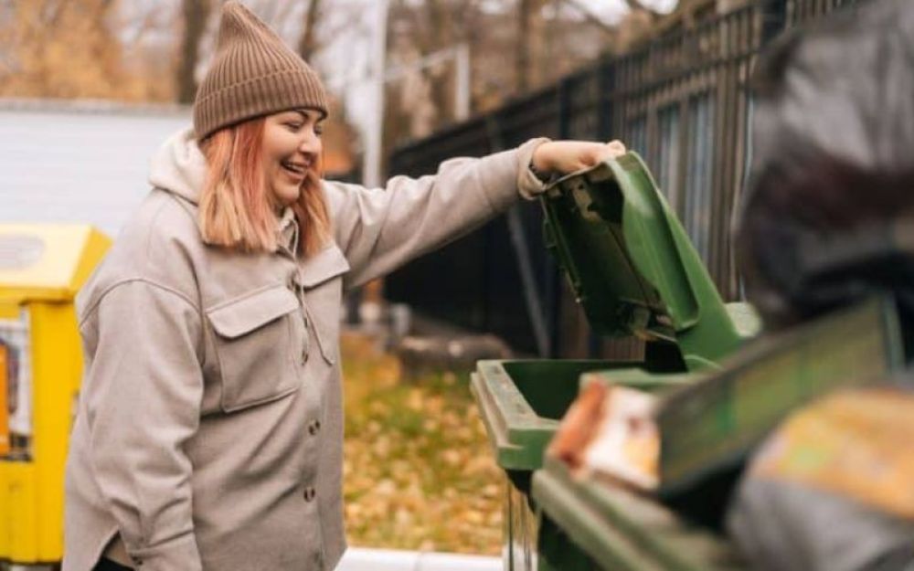 Il dumpster diving