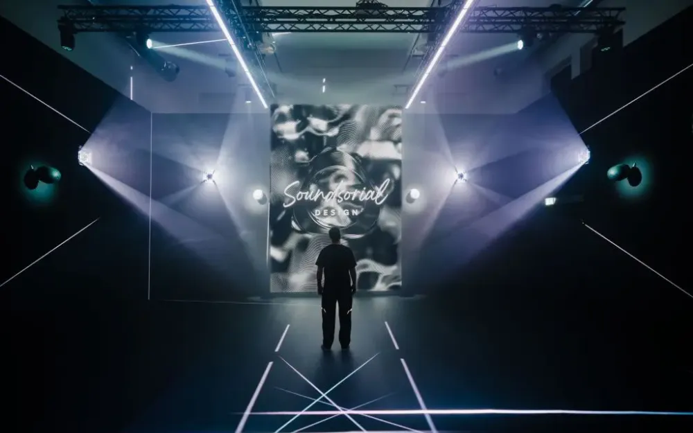 IQOS torna alla Milano Design Week con l’installazione Soundsorial