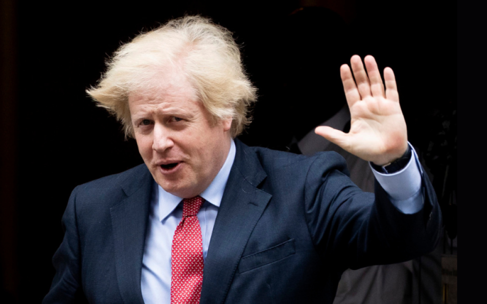Boris Johnson ignora le riunioni di emergenza