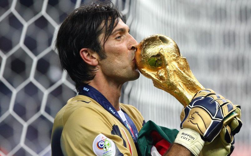 Buffon si ritira