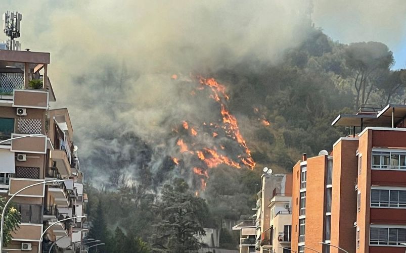 Maxi incendio Roma