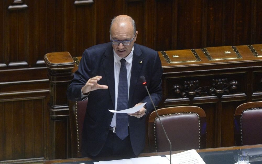 Scuola, Valditara “Risultato storico, tre contratti rinnovati”