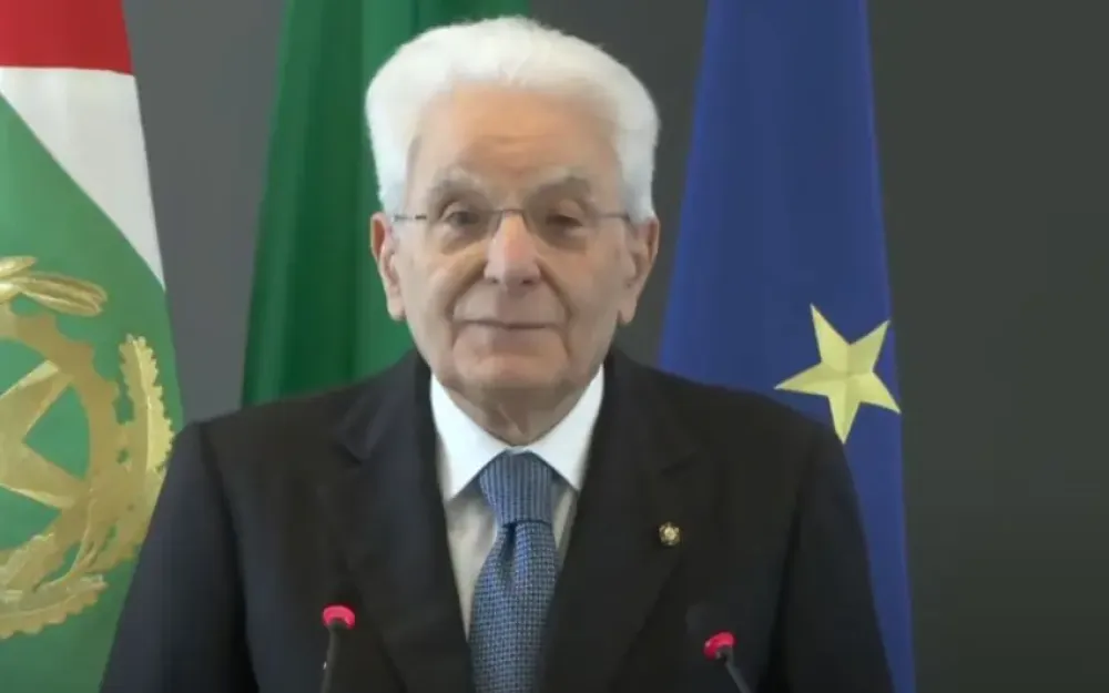 Mattarella “L’Ia opportunità da governare valorizzando le competenze”