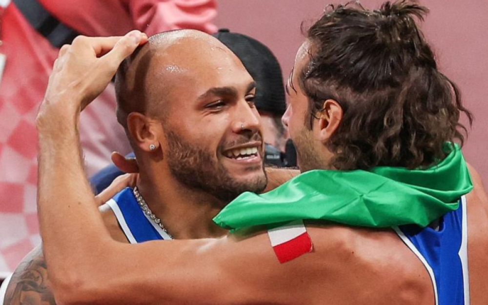 tokyo2020 abbraccio jacombs tamberi