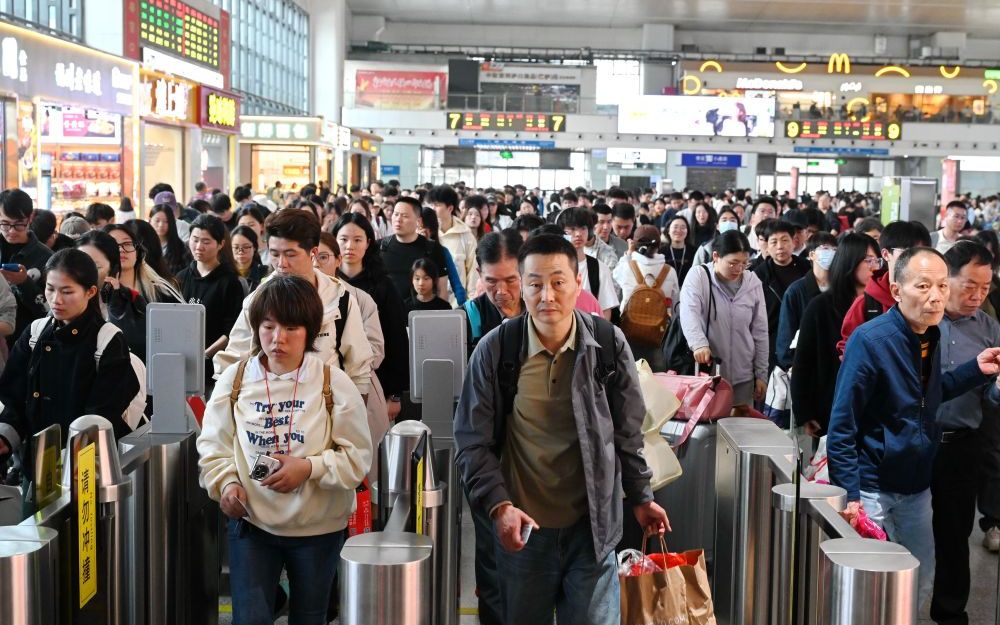 Cina, per la Festa di Qingming i viaggi interregionali aumentano del 5,6%