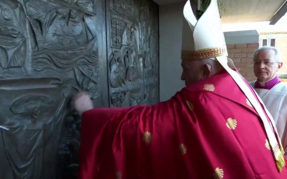 Papa Francesco Porta Santa Rebibbia