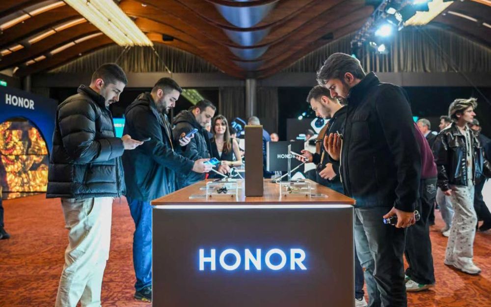 Cina contraria a divieti sui test di laboratorio applicati all’elettronica Usa