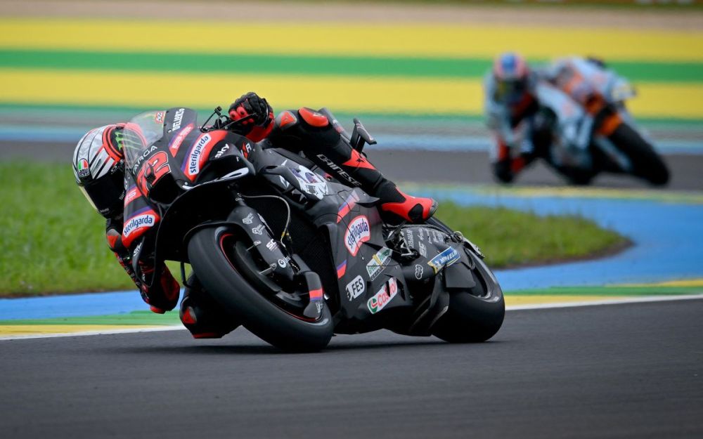 Bezzecchi trionfa in MotoGP in Brasile, doppietta Aprilia